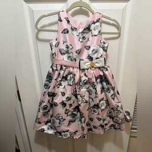 Girls dress - size 6